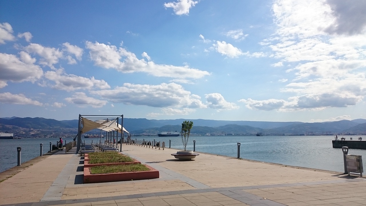 海寧市海洲街道海藍(lán)垂釣館（海寧市海洲街道海藍(lán)垂釣館地址）