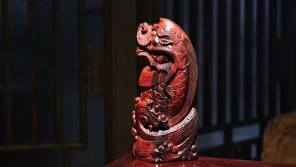 龍魚(yú)雕刻件的寓意和象征意義：龍魚(yú)雕刻件的寓意和象征意義主要源自于中國(guó)傳統(tǒng)文化中的龍和魚(yú) 龍魚(yú)百科 第2張