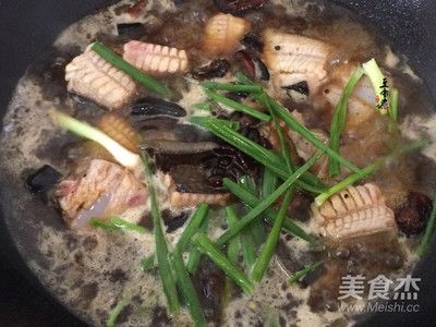 魟魚爛尾燒邊：解決魟魚爛尾燒邊的問題需要綜合考慮水質(zhì)、喂食、喂食 魟魚百科 第3張