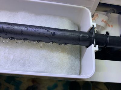 大魚缸換水不方便怎么辦：大魚缸換水不方便怎么辦解決大魚缸換水不方便方法