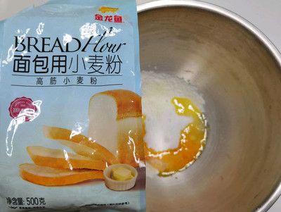 金龍魚是用什么做的：金龍魚是一種食用油品牌