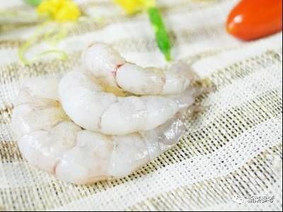 龍魚不愛吃蝦仁怎么辦：當(dāng)龍魚不愿意食用蝦仁時，可以嘗試以下幾種方法嘗試 龍魚百科 第1張