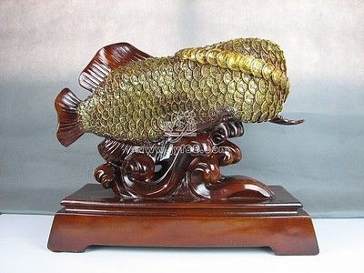 金龍魚(yú)工藝品可以放客廳嗎：金龍魚(yú)工藝品可以放客廳嗎金龍魚(yú)工藝品可以放客廳嗎 龍魚(yú)百科 第1張