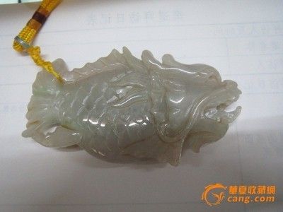 魚龍擺件的寓意：魚化龍玉石是一種富有深厚文化底蘊(yùn)和精湛工藝的藝術(shù)品 龍魚百科