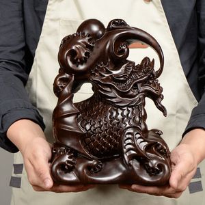 雕刻龍魚(yú)的寓意及象征：雕刻龍魚(yú)的寓意與象征 龍魚(yú)百科 第2張