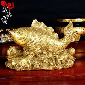 金龍魚鎮(zhèn)宅飼養(yǎng)注意事項(xiàng)：吉祥寓意富足寓意避邪轉(zhuǎn)運(yùn)：金龍魚鎮(zhèn)宅嗎金龍魚鎮(zhèn)宅嗎吉祥寓意和象征意義 龍魚百科 第2張