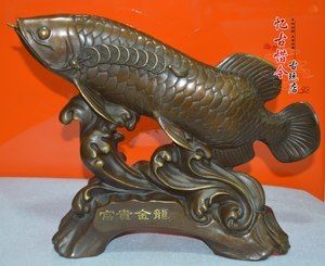 金龍魚鎮(zhèn)宅飼養(yǎng)注意事項(xiàng)：吉祥寓意富足寓意避邪轉(zhuǎn)運(yùn)：金龍魚鎮(zhèn)宅嗎金龍魚鎮(zhèn)宅嗎吉祥寓意和象征意義 龍魚百科 第3張