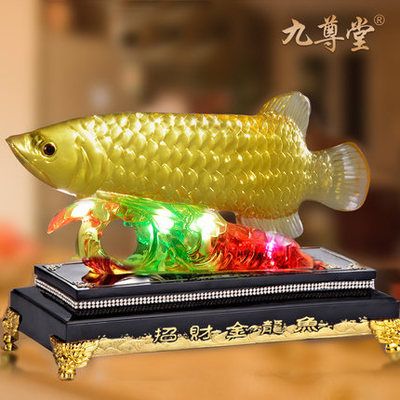 裝飾品金龍魚擺的酒柜有什么好處（家里擺放金龍魚擺件有什么好處？） 龍魚百科