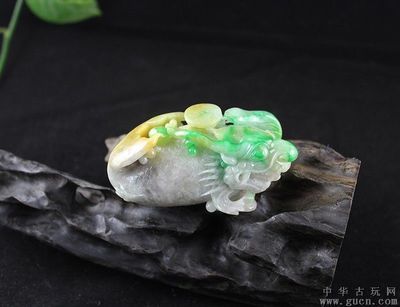 翡翠龍魚擺件（翡翠風(fēng)水魚擺件圖片大全） 龍魚百科 第3張