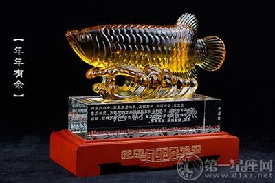 金龍魚(yú)擺件放在家里什么位置好：金龍魚(yú)擺件怎么擺放位置 龍魚(yú)百科 第7張