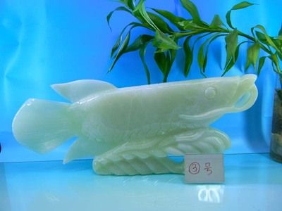 金龍魚玉器擺在鞋柜玄關(guān)上好嗎【金龍魚玉器擺在鞋柜上好嗎金龍魚玉器擺在鞋柜玄關(guān)上好嗎】 龍魚百科 第5張