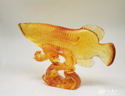 金龍魚(yú)琉璃擺件寓意【金龍魚(yú)琉璃擺件】