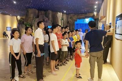 景德鎮(zhèn)水族館vs祥龍魚場（探討景德鎮(zhèn)水族館與祥龍魚場的區(qū)別之前需要明確兩者的基本信息和特點(diǎn)） 全國水族館企業(yè)名錄 第3張