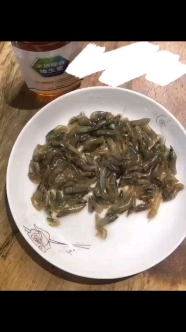 甘南州水族館怎么喂魚可以喂出狗一樣的狀態(tài)？ 女王大帆魚 第2張