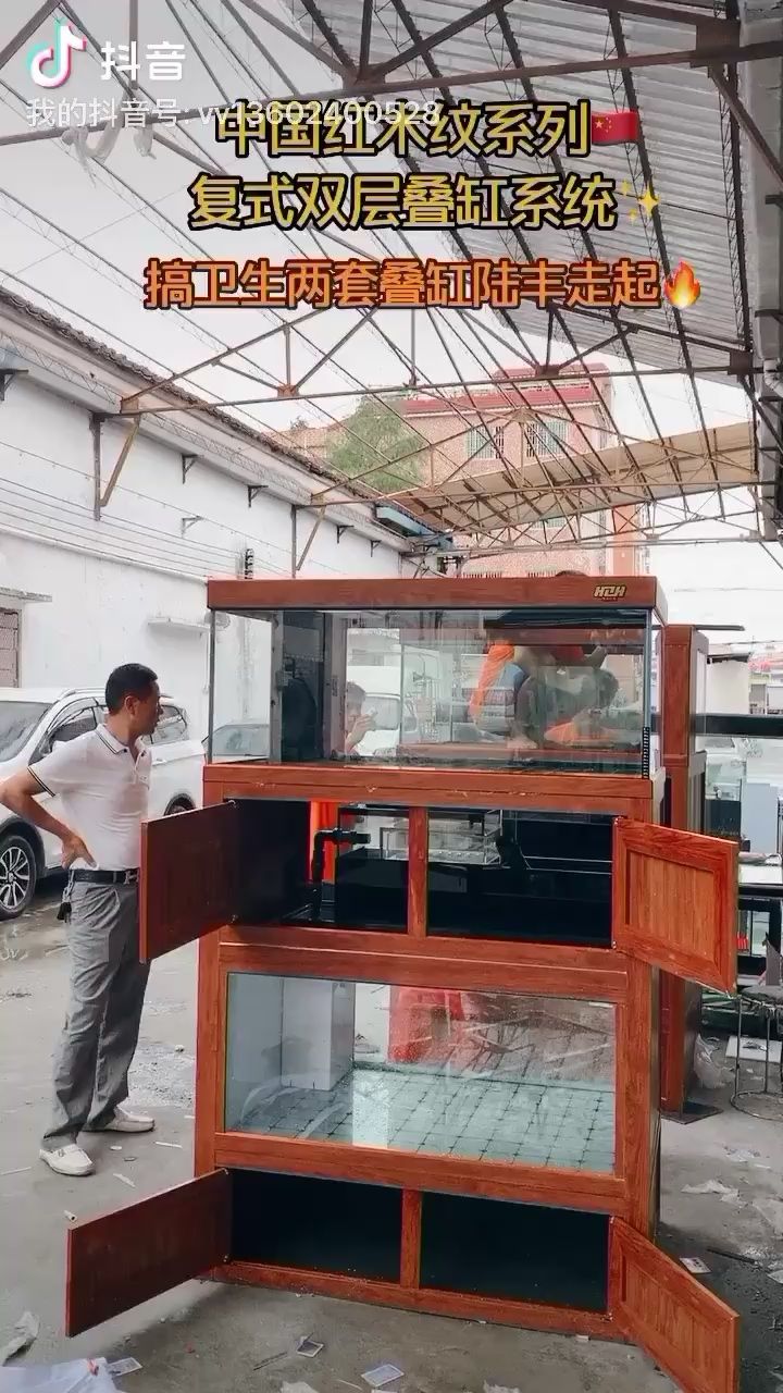 賀州水族館搞衛(wèi)生兩套疊缸陸豐走起