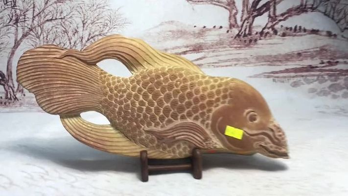 掛金龍魚畫有什么講究，掛金龍魚畫在風(fēng)水學(xué)中有著特殊的講究金龍魚畫的風(fēng)水禁忌