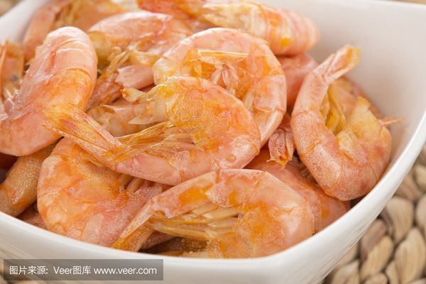 紅龍魚吃了又吐出來不吃：紅龍魚喂食后反復(fù)嘔吐怎么辦？ 水族問答 第1張