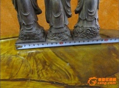 金龍魚用什么顏色燈：如何確保使用正確的顏色燈光不會(huì)對(duì)金龍魚的健康造成損害 水族問答 第2張