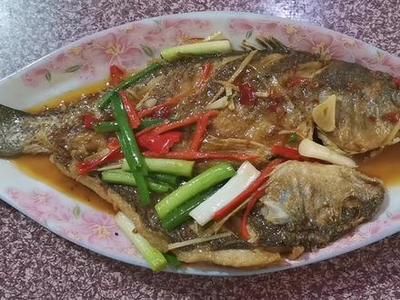 龍魚什么味道好吃又好養(yǎng)：龍魚飼料營養(yǎng)搭配技巧 龍魚百科 第2張