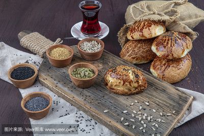 五谷雜糧糕點的創(chuàng)意搭配：五谷雜糧糕點創(chuàng)新包裝設(shè)計 其他寵物 第3張